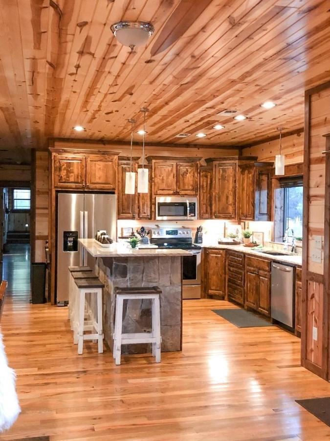 Stone Mountain Lodge 5000Sqft 6 Bed Game Room Pool Table Hot Tub Брокен-Боу Екстер'єр фото